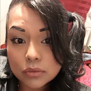 Meet your Posher, Eunice